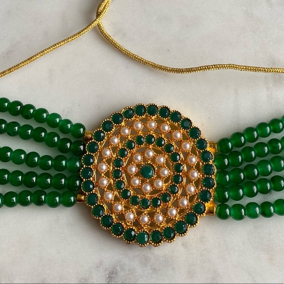 Pearl Choker Necklace with Earrings - Picture 3 of 4